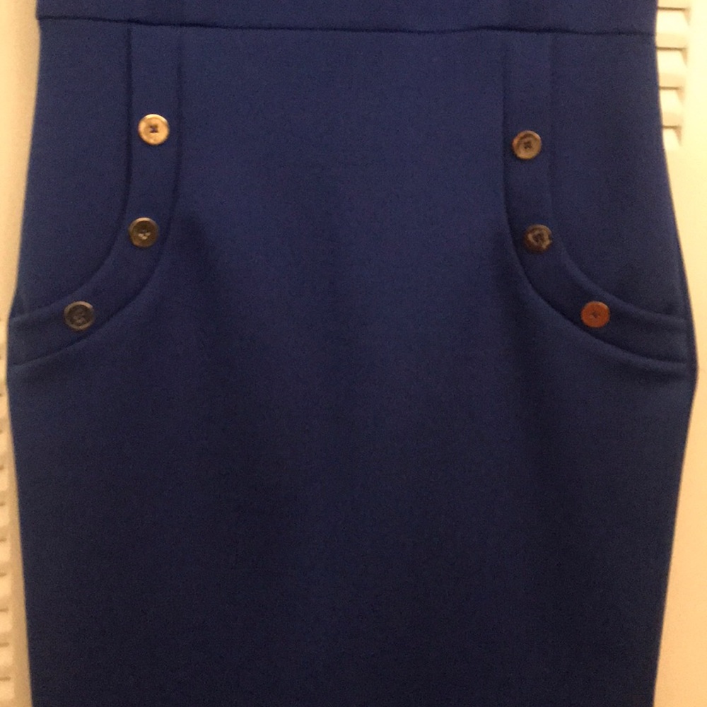 Dress - Picture 4 of 6
